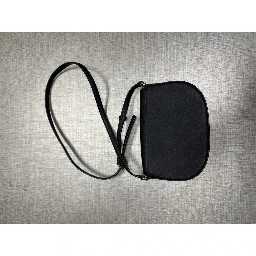 KATE SPADE BLACK SAFFIANO LEATHER FLAP STYLE SMALL CROSSBODY BAG PURSE‎ ~ EUC